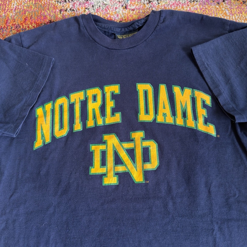 Vintage Notre Dame Fighting Irish T-Shirt Medium - Navy Blue College Tee